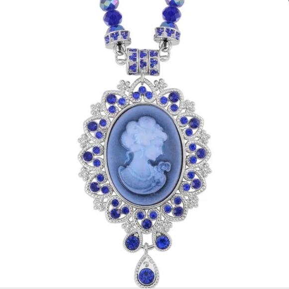 🥀FINAL PRICE! BLUE MAGIC GLASS CAMEO NECKLACE &  EARRING SET NWT - Picture 4 of 5